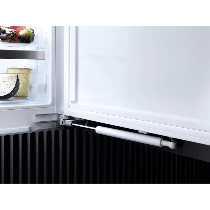 Miele KS 7793 24" PerfectCool Built-in  Refrigerator Column RH (Panel Ready)_3