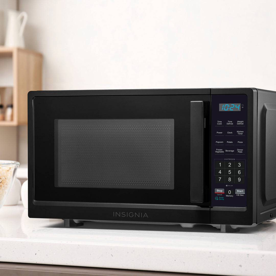 Insignia™ - .7 Cu. Ft. Compact  Microwave - Black_10