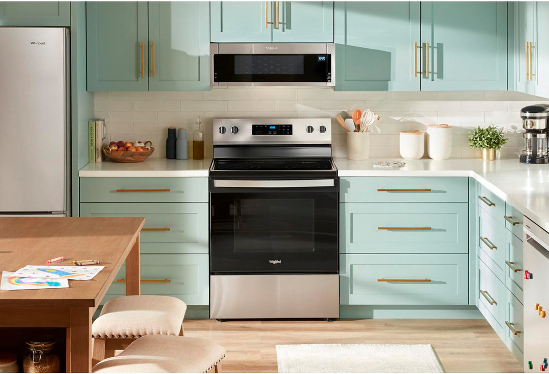 Whirlpool - 5.3 Cu. Ft. Freestanding Electric Range with Cooktop Flexibility - Stainless Steel_9