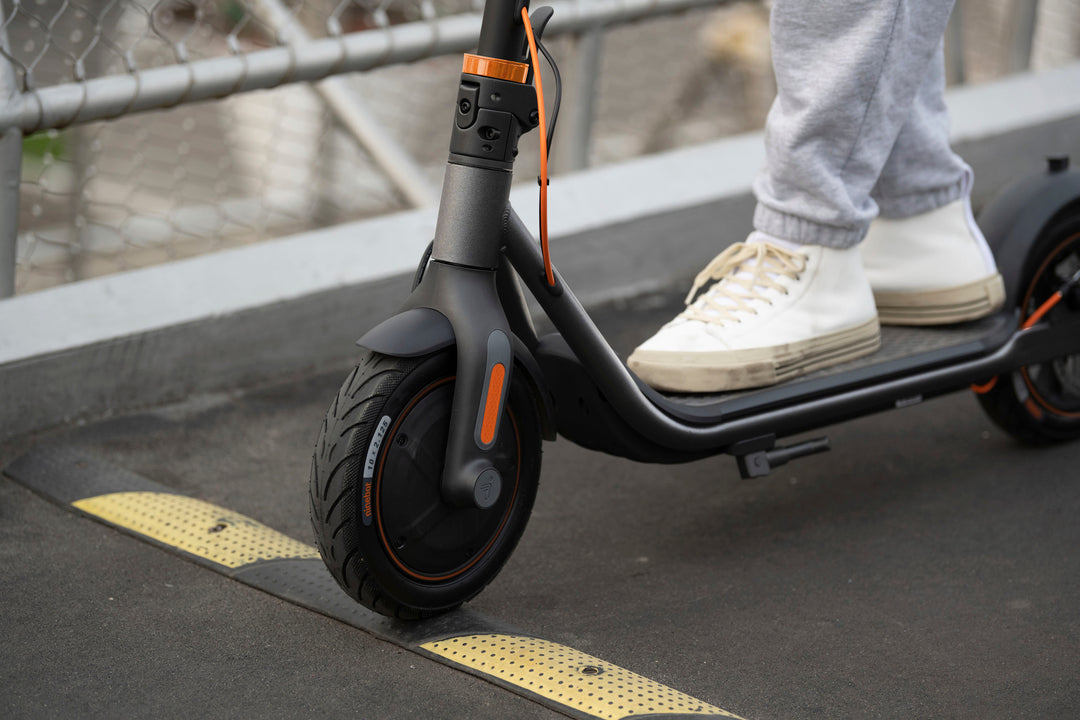 Segway - Ninebot F35 Electric Scooter w/24.9 Max Operating Range & 18.6 mph Max Speed - Black_7