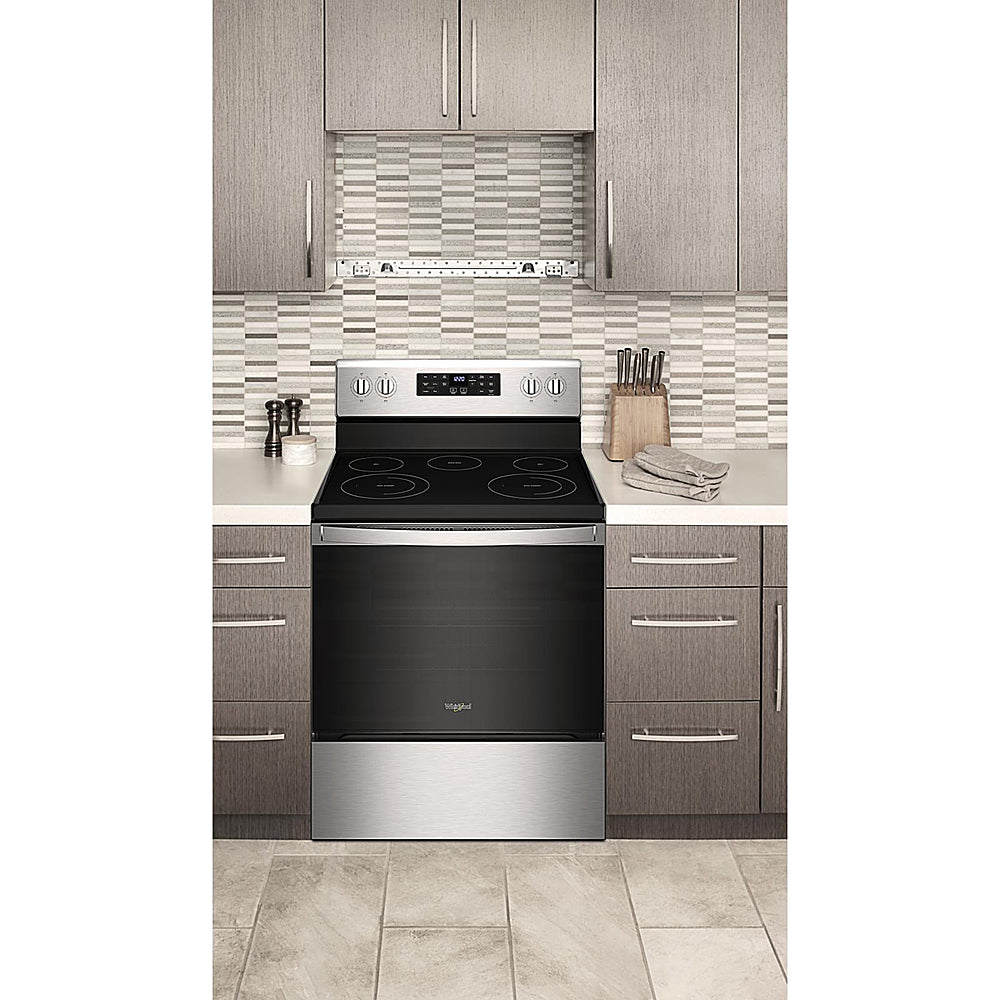 Whirlpool - 5.3 Cu. Ft. Freestanding Electric Convection Range with Air Fry - Stainless Steel_9