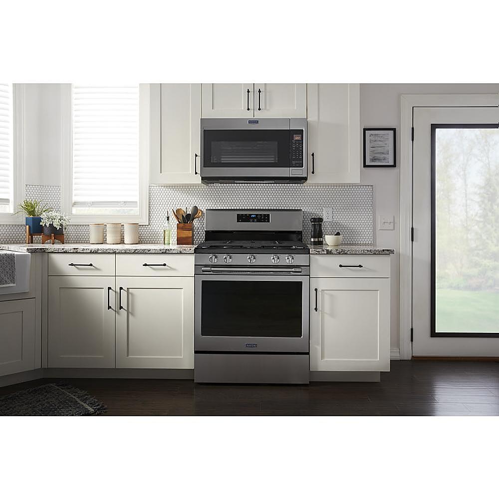 Maytag - 5.0 Cu. Ft. Gas Range with Air Fry for Frozen Food and Air Fry Basket - Stainless Steel_10