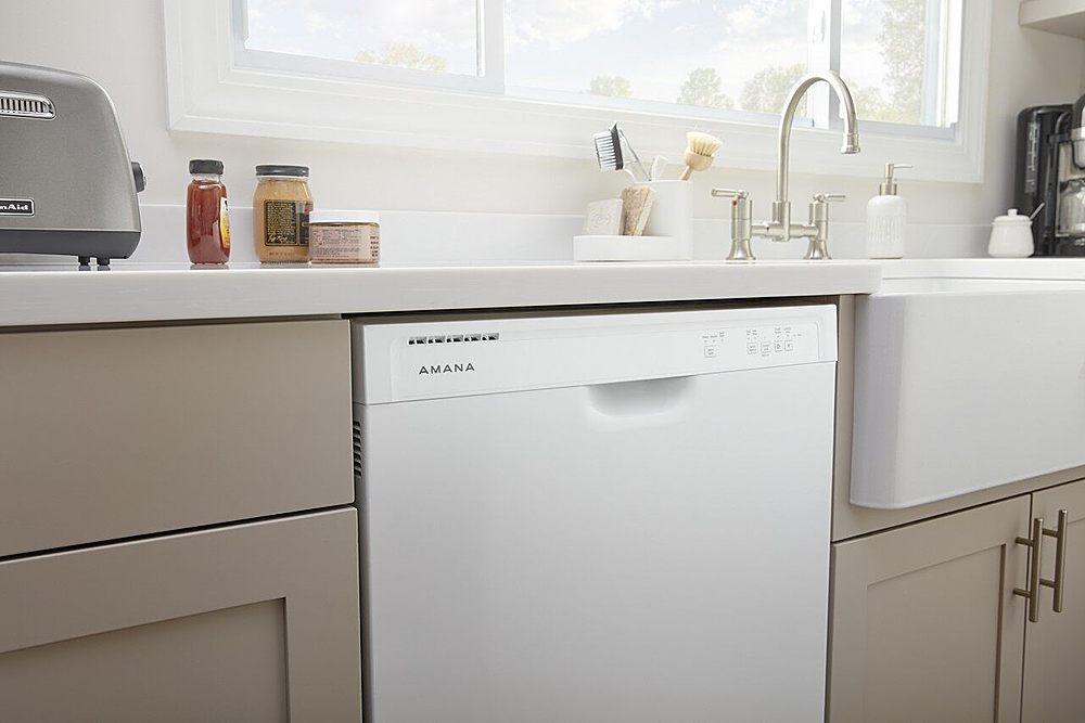 Amana - Front Control Built-In Dishwasher with Triple Filter Wash and 59 dBa - White_7