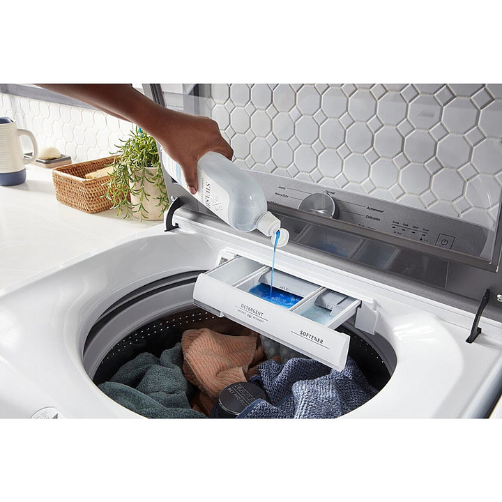 Maytag - 4.7 Cu. Ft. High Efficiency Top Load Washer with Pet Pro System - White_6