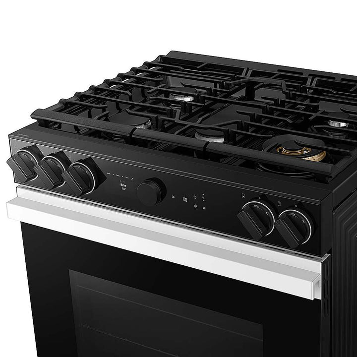 Samsung - OPEN BOX Bespoke 6.0 Cu. Ft. Slide-In Gas Range with Smart Oven Camera - White Glass_8