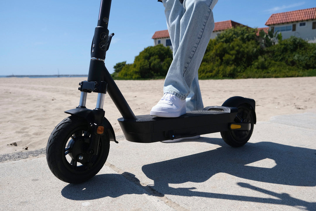 OKAI - Neon Ultra ES40 Foldable Electric Scooter w/ 43.5 Miles Max Operating Range & 24 mph Max Speed - Black_13