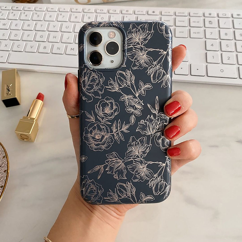 Velvet Caviar - MagSafe iPhone 15 Pro Case - Chrome Floral Rose_3