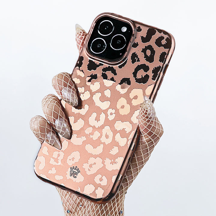 Velvet Caviar - MagSafe iPhone 15 Pro Case - Bronze Chrome Leopard_3