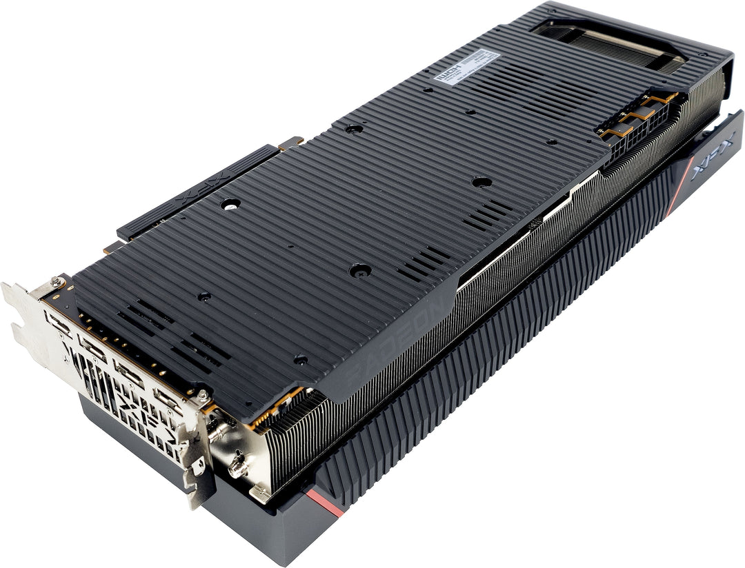 XFX - Mercury AMD Radeon RX 7900 XTX Magnetic Air 24GB GDDR6 PCI Express 4.0 Gaming Graphics Card - Black/Red_2