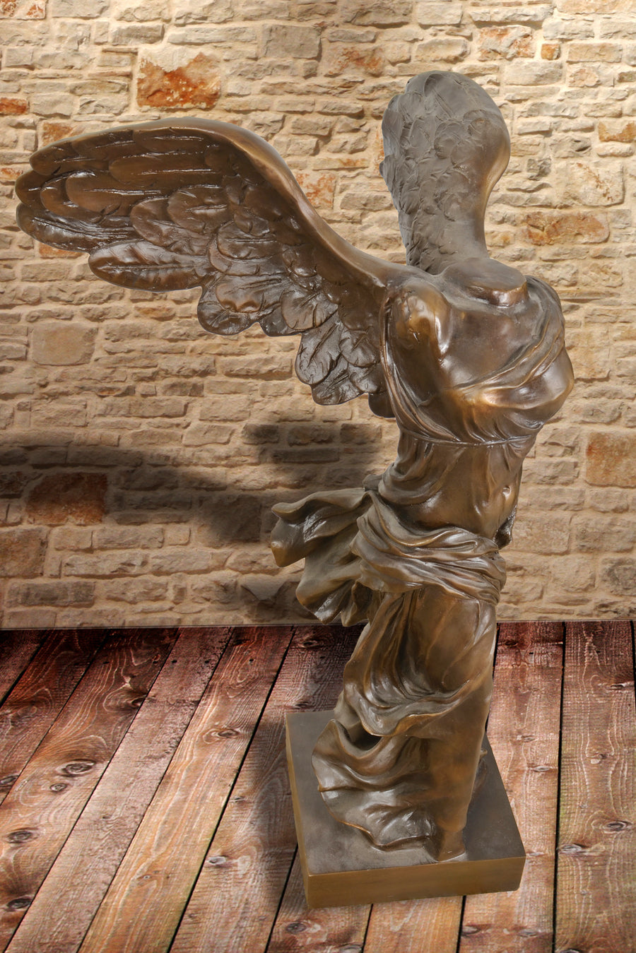 Nike Of Samothrace Statue 33 Inch Tall_0