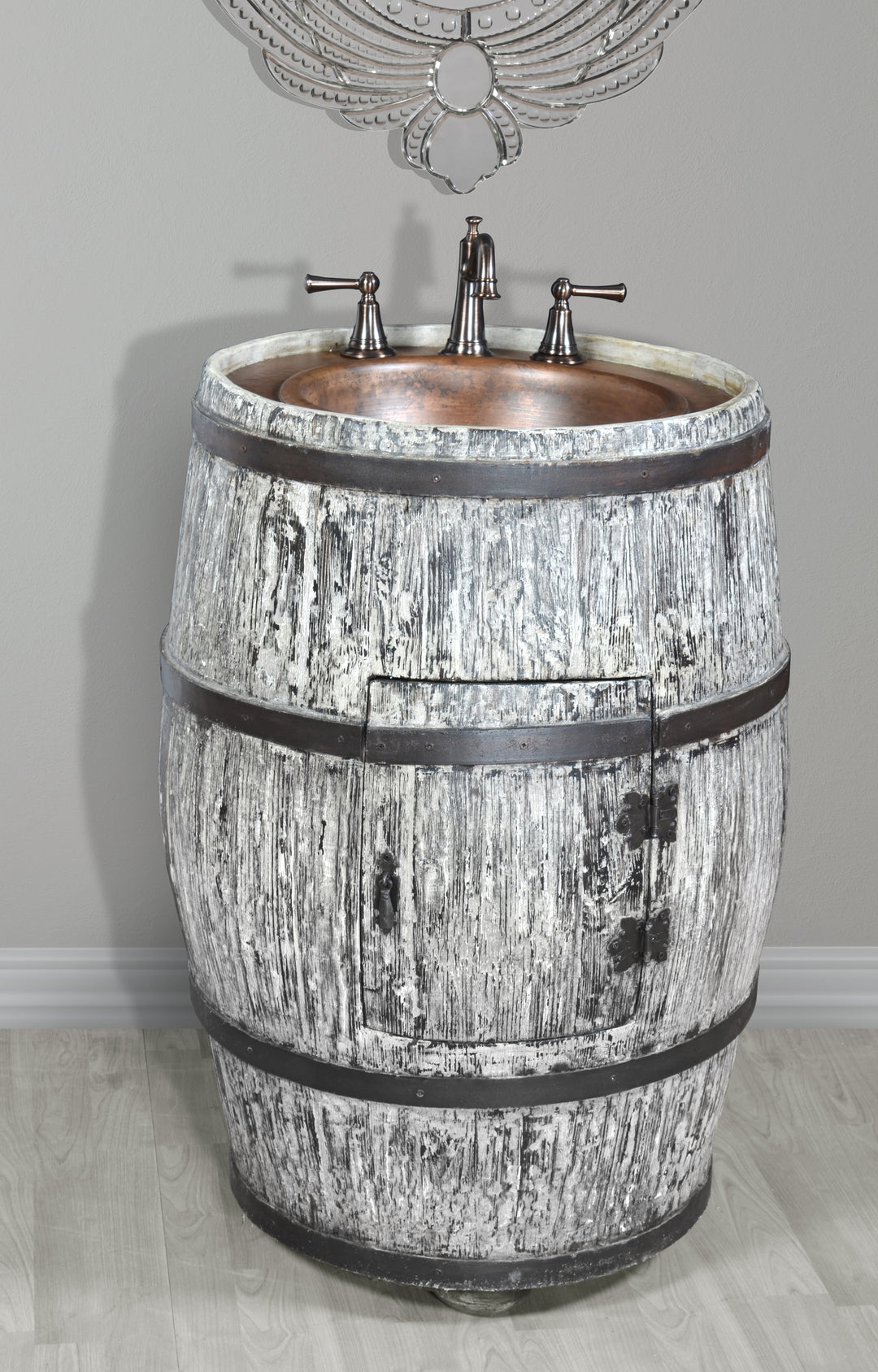Barrel Vanity with Copper Sink_0