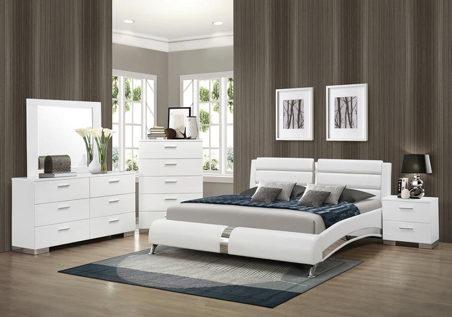 Felicity Bedroom Set with Plank Headboard Glossy White_0