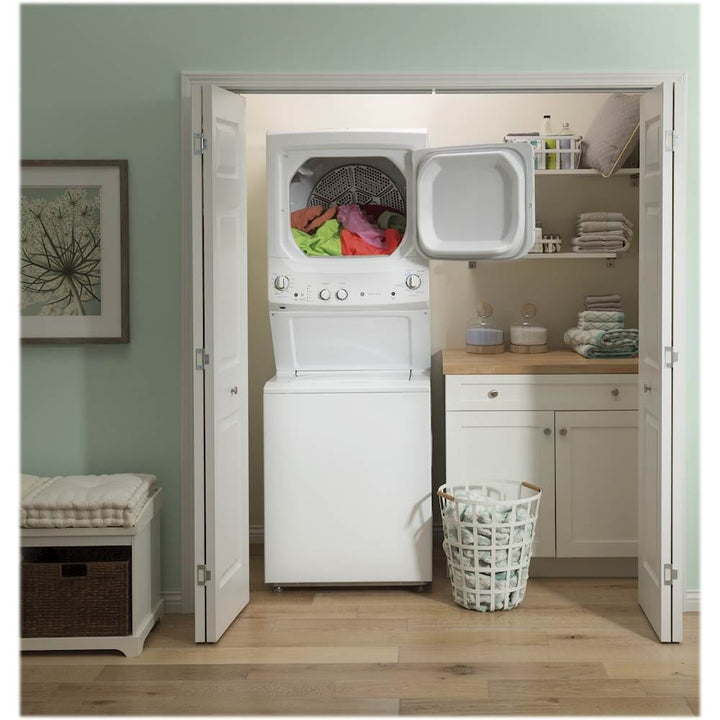 GE - 3.8 Cu. Ft. Top Load Washer and 5.9 Cu. Ft. Gas Dryer Laundry Center - White_10