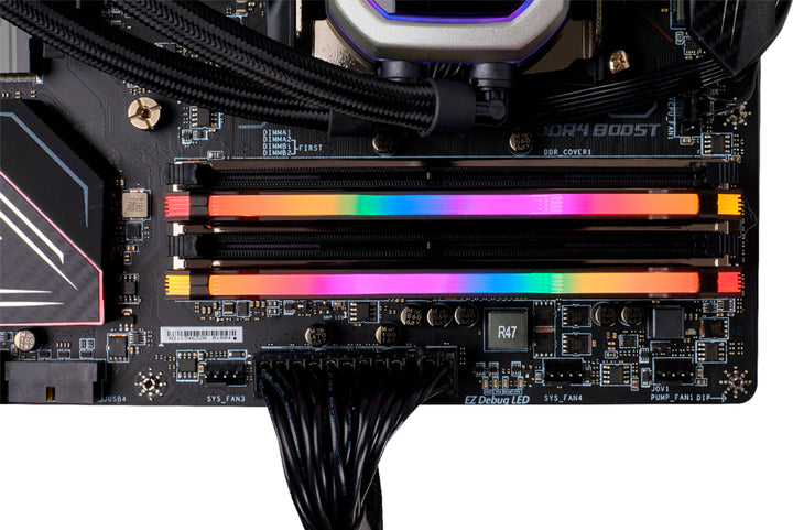 CORSAIR - Vengeance RGB PRO 16GB (2PK x 8GB) 3200MHz DDR4 C16 DIMM Desktop Memory - Black_2