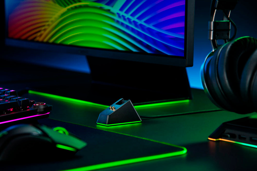 Razer - Basilisk Ultimate Wireless Optical  with HyperSpeed Technology and Charging Dock Gaming Mouse - Black_1