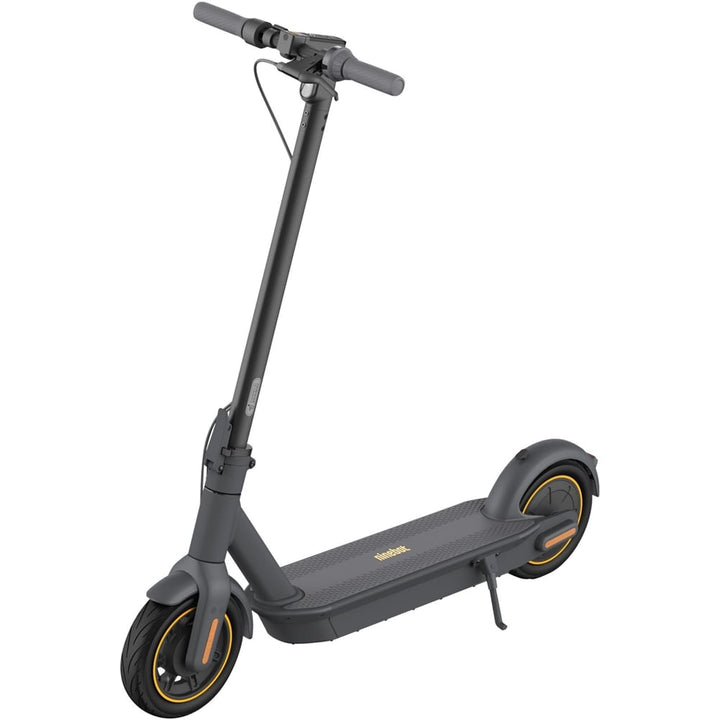 Segway - G30Max KickScooter Foldable Electric Scooter w/40.4 Max Operating Range & 18.6 mph Max Speed - Black_3