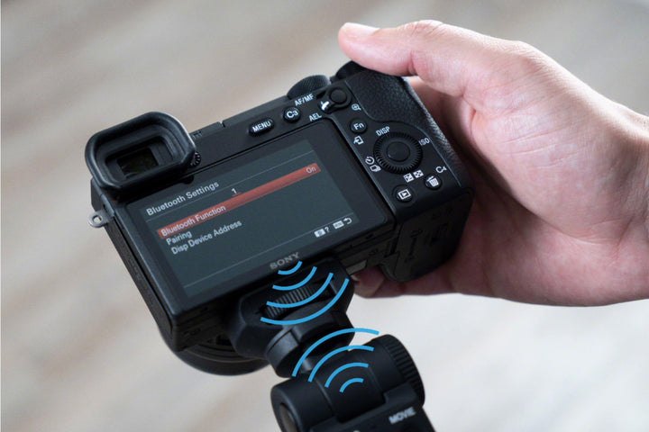 Sony - Shooting Grip with Wireless Remote Commander - Black_17