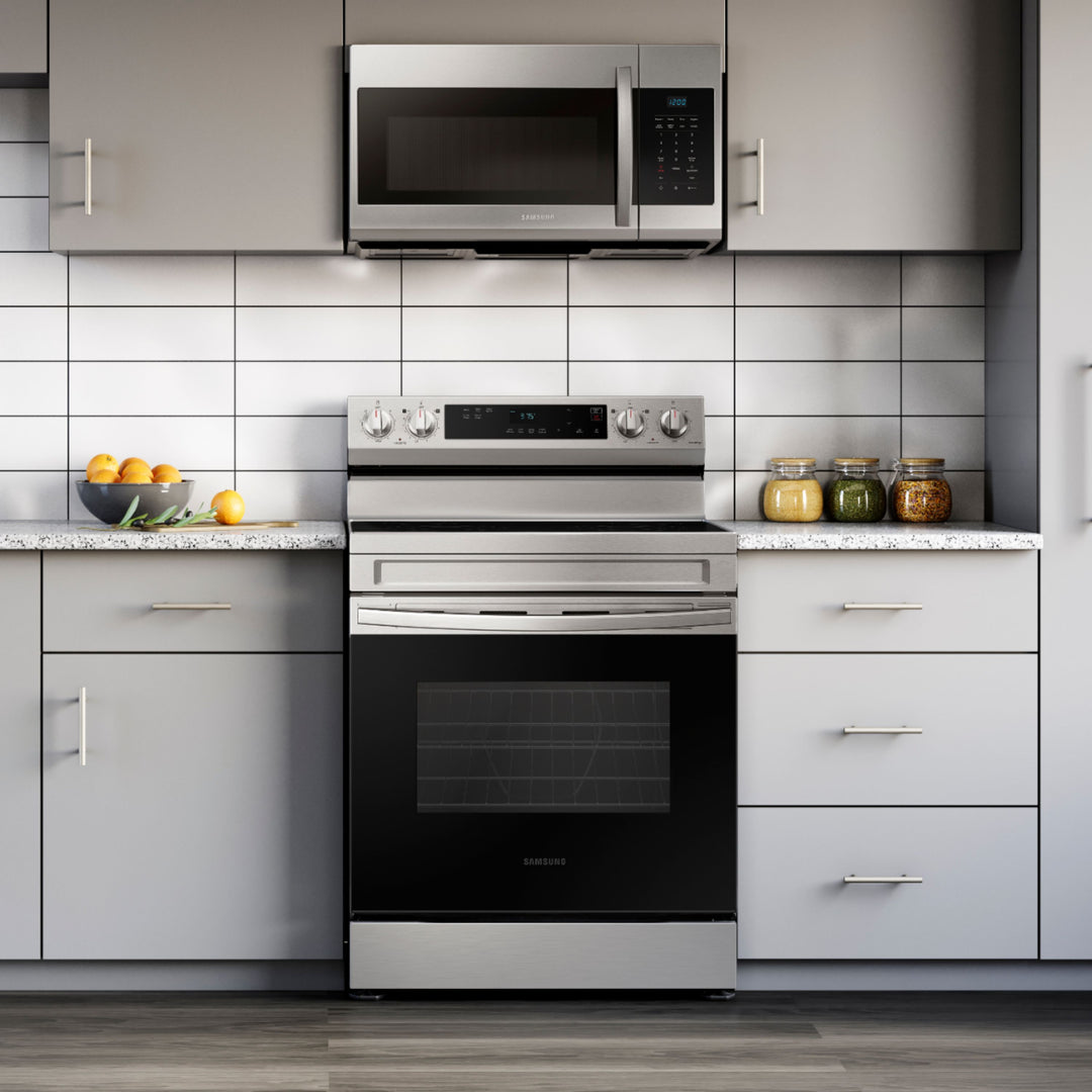 Samsung - 6.3 cu. ft. Freestanding Electric Range with WiFi and Steam Clean - Stainless steel_9