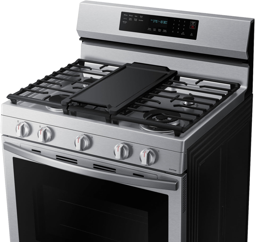 Samsung - 6.0 Cu. Ft. Freestanding Gas Convection+ Range with WiFi and No-Preheat Air Fry - Stainless steel_9