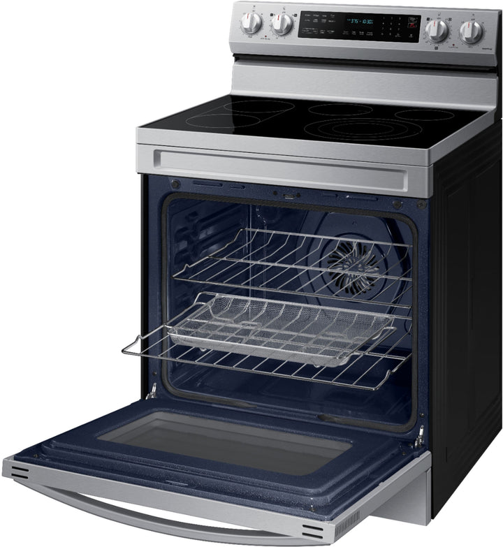 Samsung - 6.3 cu. ft. Freestanding Electric Convection+ Range with WiFi, No-Preheat Air Fry and Griddle - Stainless steel_3