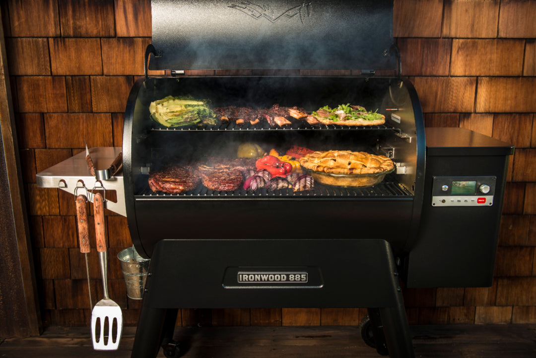 Traeger Grills - Ironwood 885 with WiFIRE - Black_2