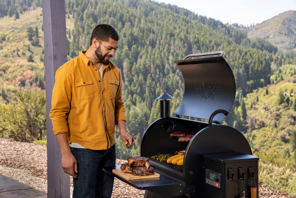 Traeger Grills - Pro 780 with WiFIRE - Black_1