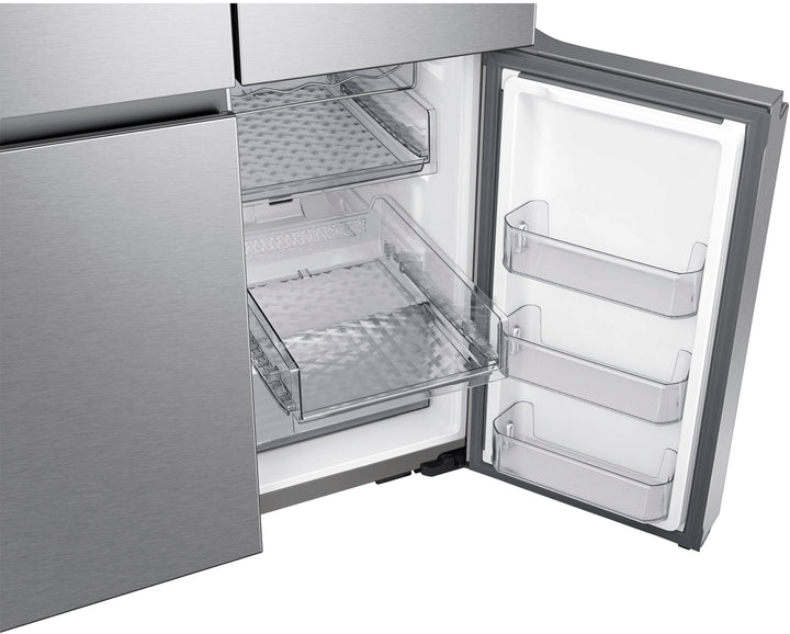 Samsung - 29 cu. ft. Smart 4-Door Flex™ refrigerator with Family Hub™ and Beverage Center - Stainless steel_3