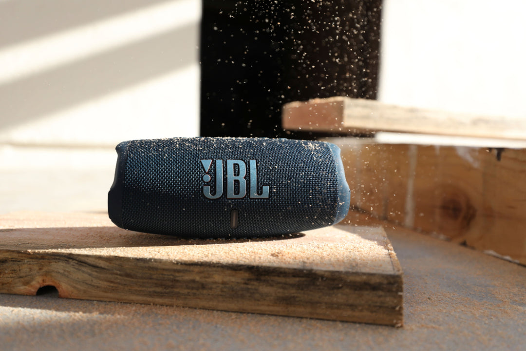 JBL - CHARGE5 Portable Waterproof Speaker with Powerbank - Blue_13