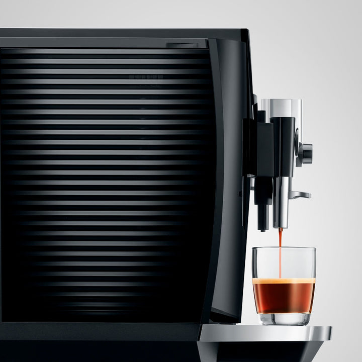 Jura - E8 Single Serve Coffee Maker and Espresso Machine with 15 Bars of Pressure and Integrated Grinder - Piano Black_16