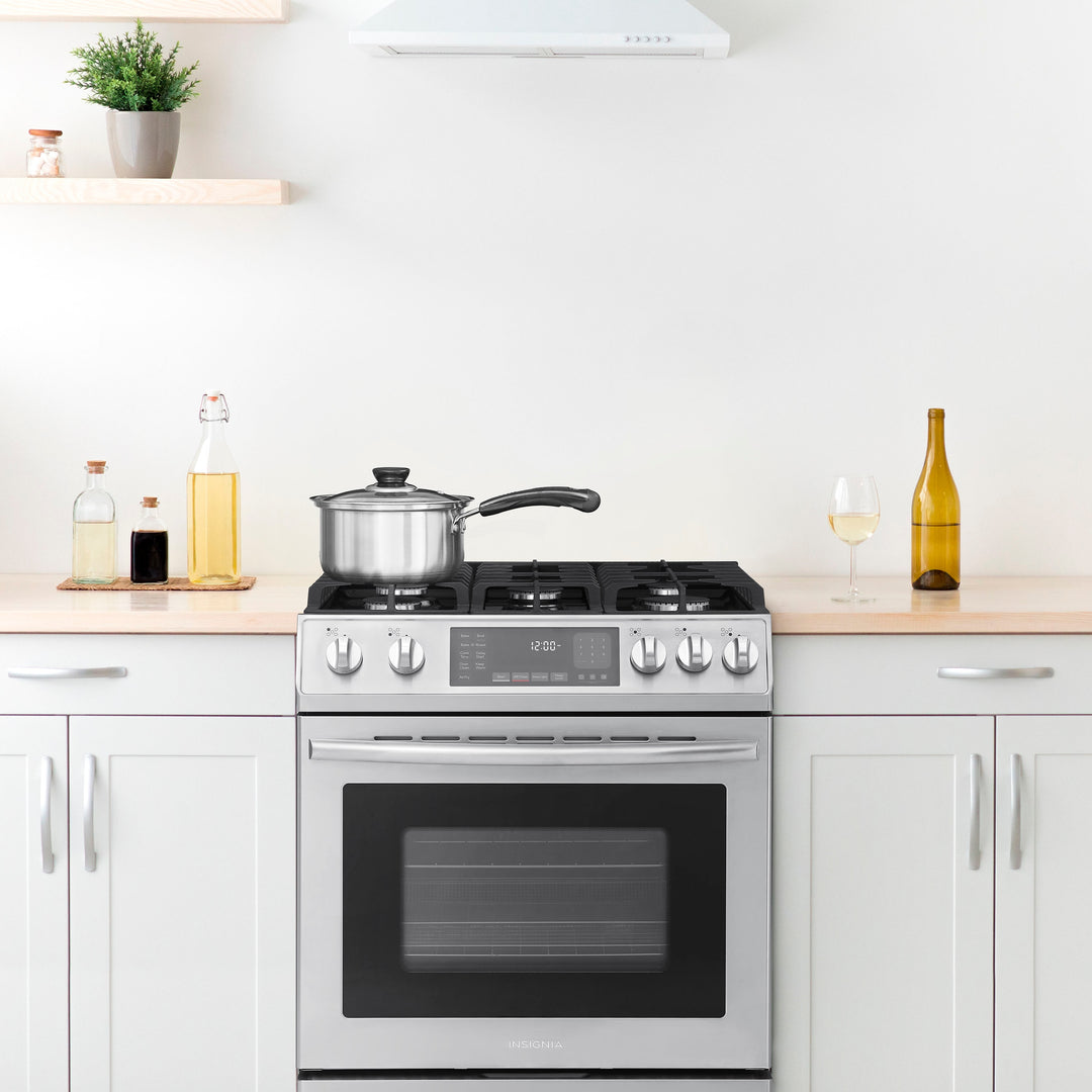 Insignia™ - 4.8 Cu. Ft. Freestanding LP/Natural Gas Convection Range with Self Clean and Air Fry - Stainless steel_6