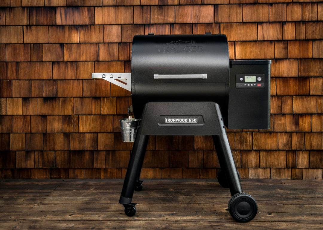 Traeger Grills - Ironwood 650 with WiFire - Black_3
