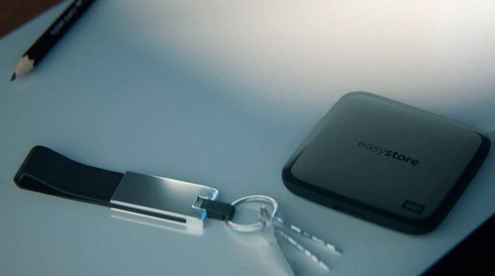WD - easystore 1TB External USB 3.0 Portable SSD_5