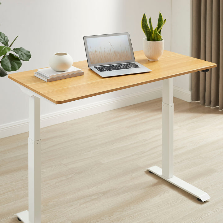 Insignia™ - Adjustable Standing Desk with Electronic Control - 47.2" - Oak_8