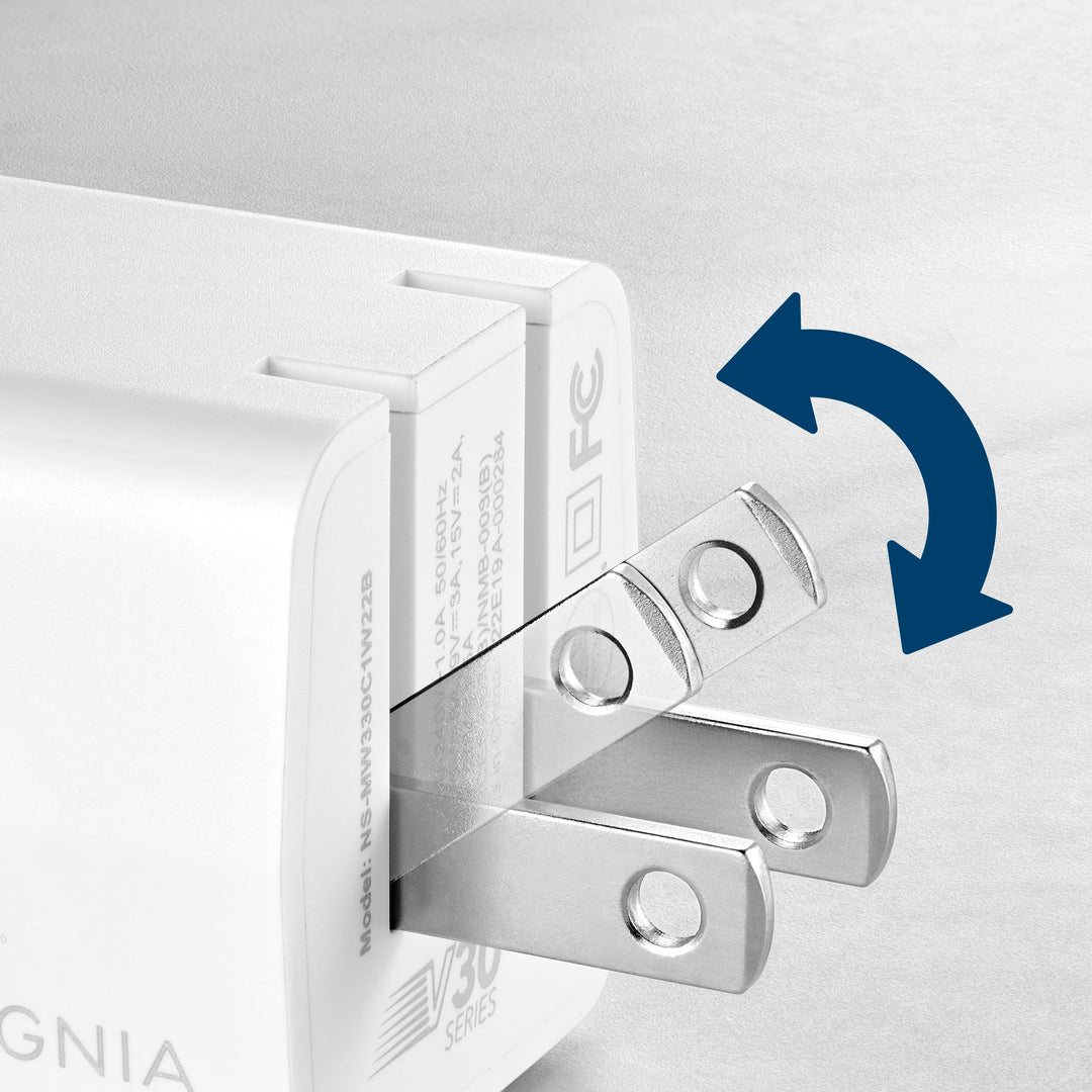 Insignia™ - 30W USB-C Super-Fast Charge Kit for iPhone 14 Pro Max, iPhone 14 Plus, iPhone 13 Pro Max - White - White_7