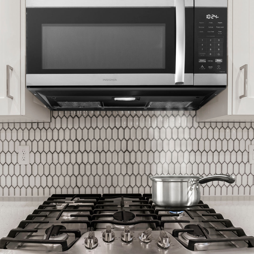 Insignia™ - 1.7 Cu. Ft. Over-the-Range Microwave - Stainless steel_5
