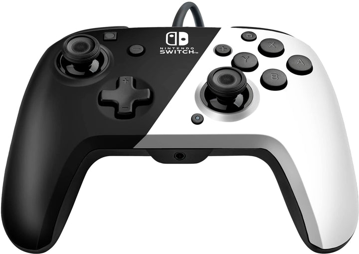 PDP - Faceoff Deluxe+ Audio Wired Controller: Black & White_1