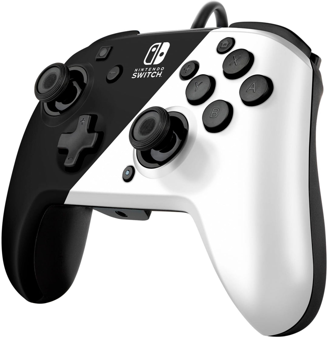 PDP - Faceoff Deluxe+ Audio Wired Controller: Black & White_2