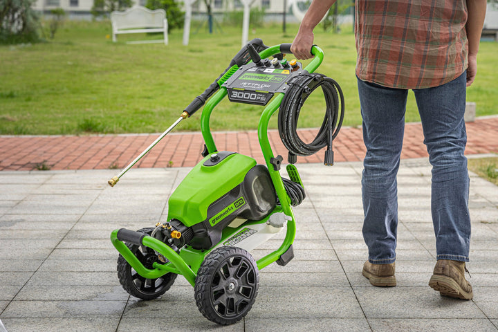 Greenworks - Pro  3000 PSI 2.0 GPM Cold Water Electric Pressure Washer - Green_2