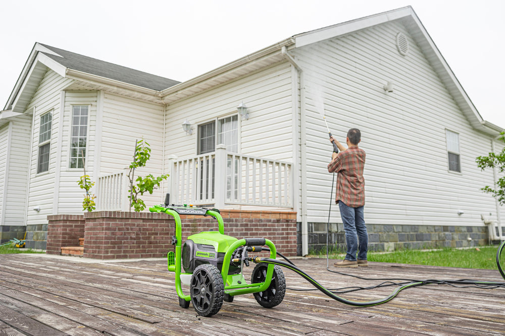 Greenworks - Pro  3000 PSI 2.0 GPM Cold Water Electric Pressure Washer - Green_1