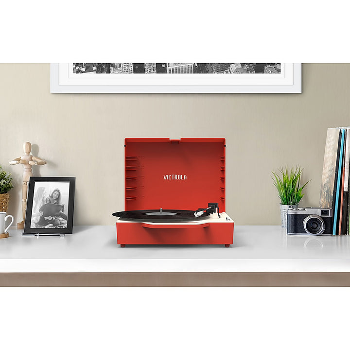 Victrola - Re-Spin Sustainable Bluetooth Suitcase Record Player - Poinsettia Red_18