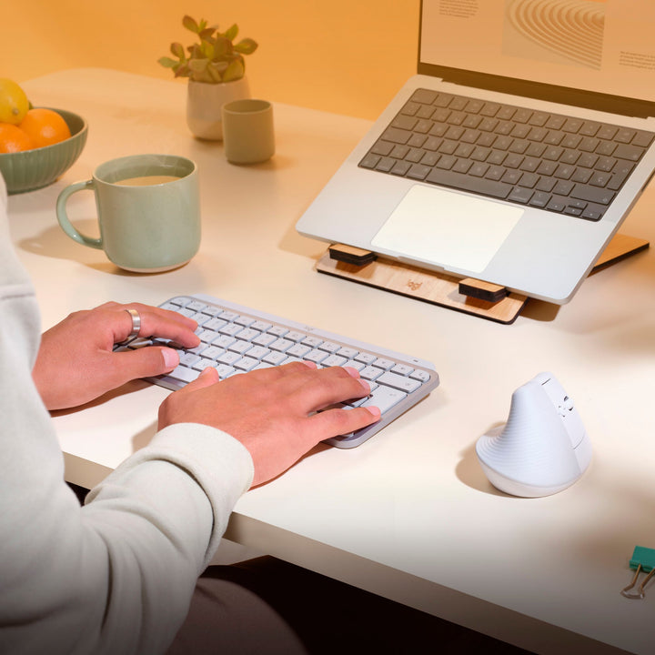 Logitech - Lift for Mac Bluetooth Ergonomic Mouse with 4 Customizable Buttons - Off-White_1