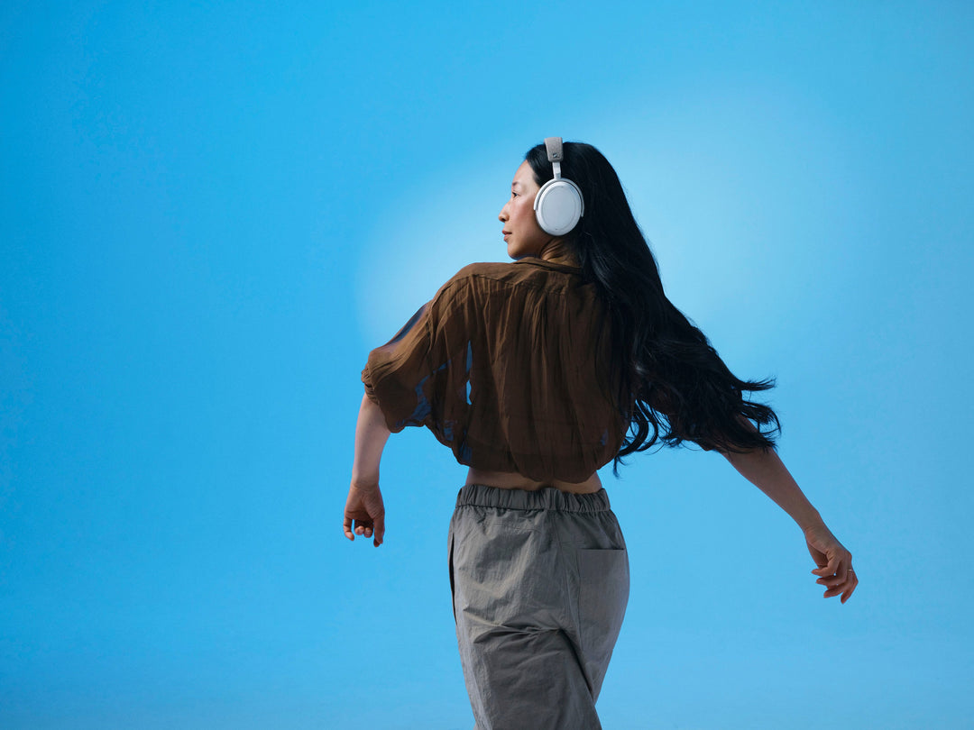 Sennheiser - Momentum 4 Wireless Adaptive Noise-Canceling Over-The-Ear Headphones - White_13