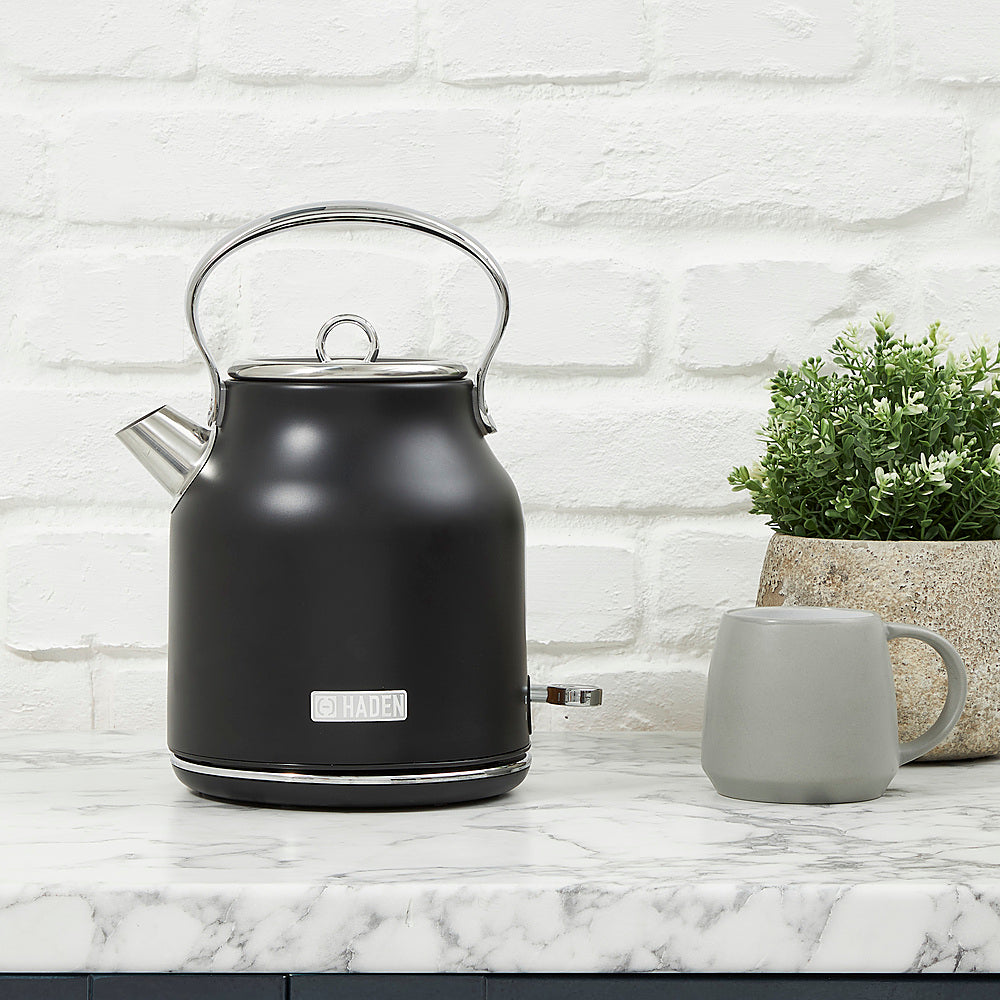 Haden - Heritage Electric Kettle - Black and Chrome_1