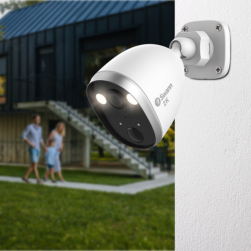 Swann - Outdoor Wired 2K Security Camera_2