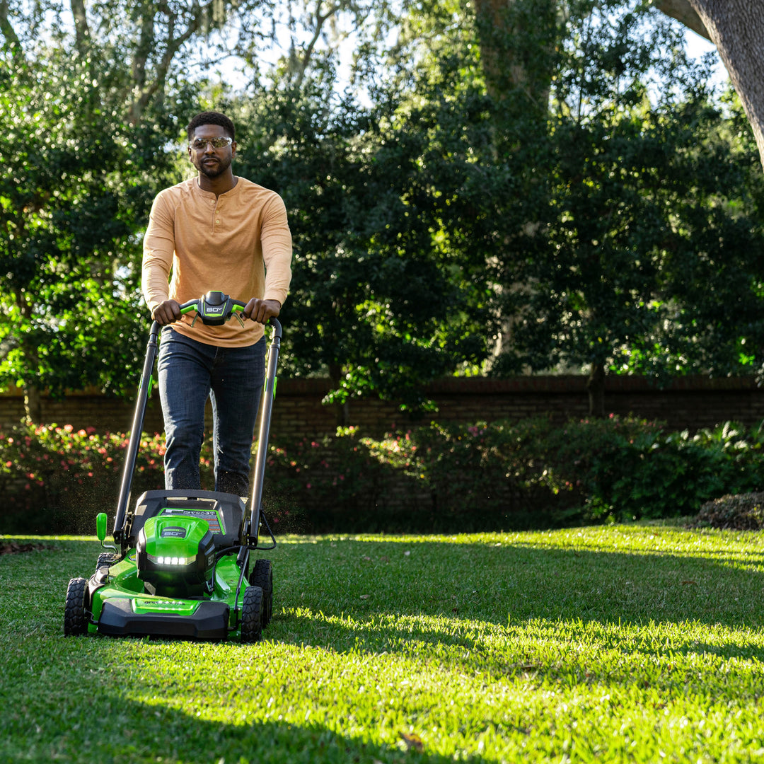 Greenworks - 80 Volt 21-Inch Self-Propelled Lawn Mower (1 x 4.0Ah Battery and 1 x Charger) - Green_3