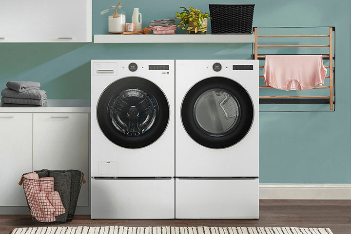 LG - 4.5 Cu. Ft. High-Efficiency Smart Front Load Washer with Steam and TurboWash 360 - White_10