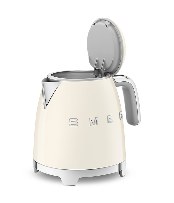 SMEG - KLF05 3.5-cup Mini Kettle - Black_4