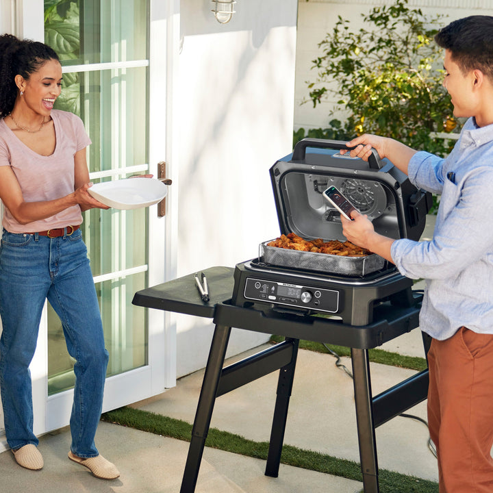 Ninja - Woodfire ProConnect Premium XL Outdoor 7-in-1 Grill & Smoker, App Enabled, Air Fryer, 2 Built-In Thermometers - Blue_9