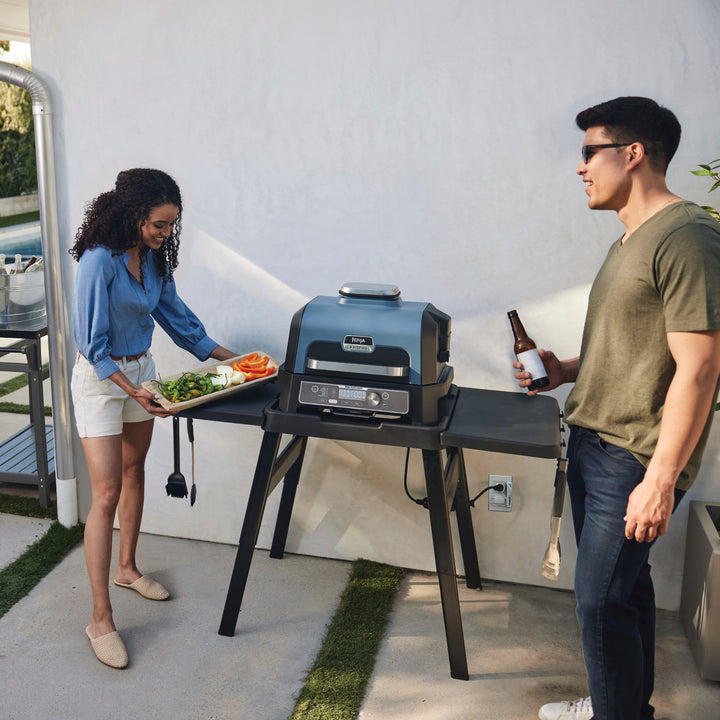 Ninja - Woodfire ProConnect Premium XL Outdoor 7-in-1 Grill & Smoker, App Enabled, Air Fryer, 2 Built-In Thermometers - Blue_3