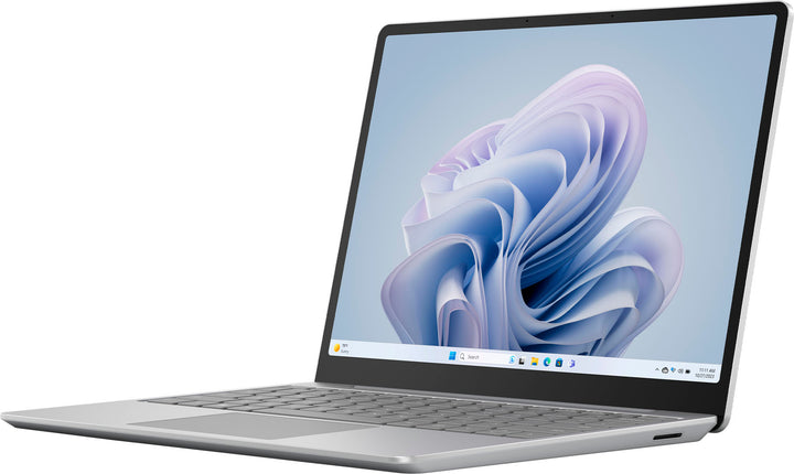 Microsoft - Surface Laptop Go 3 12.4" Touch-Screen - Intel Core i5 with 8GB Memory - 256GB SSD (Latest Model) - Platinum_2